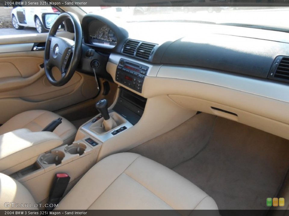 Sand Interior Dashboard for the 2004 BMW 3 Series 325i Wagon #76308384