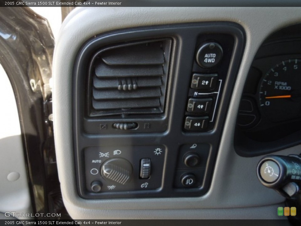 Pewter Interior Controls for the 2005 GMC Sierra 1500 SLT Extended Cab 4x4 #76310222