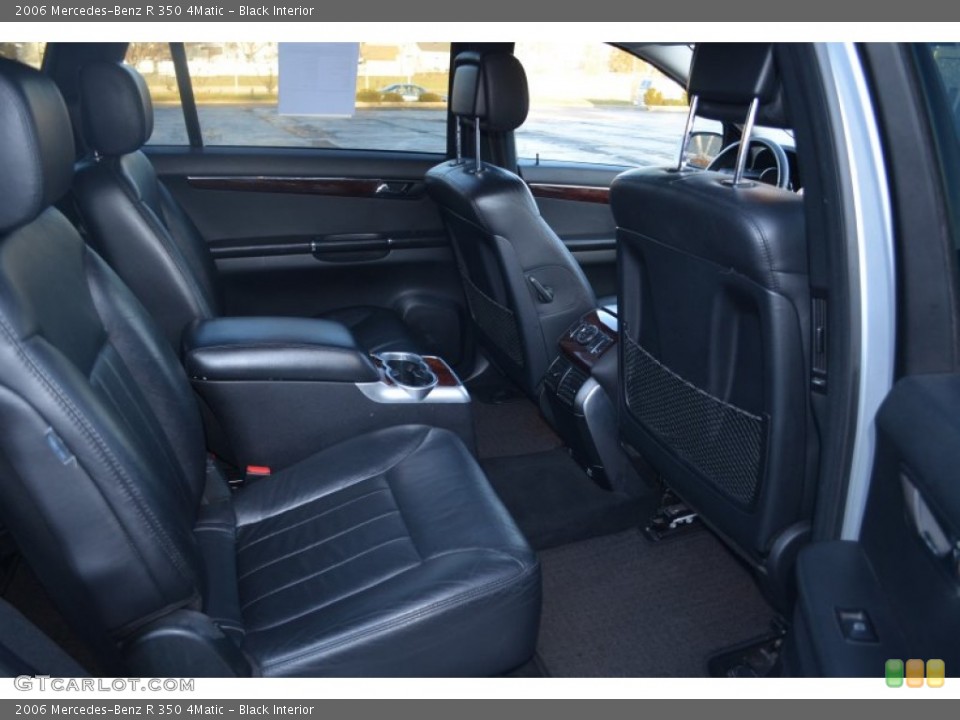 Black Interior Rear Seat for the 2006 Mercedes-Benz R 350 4Matic #76322045