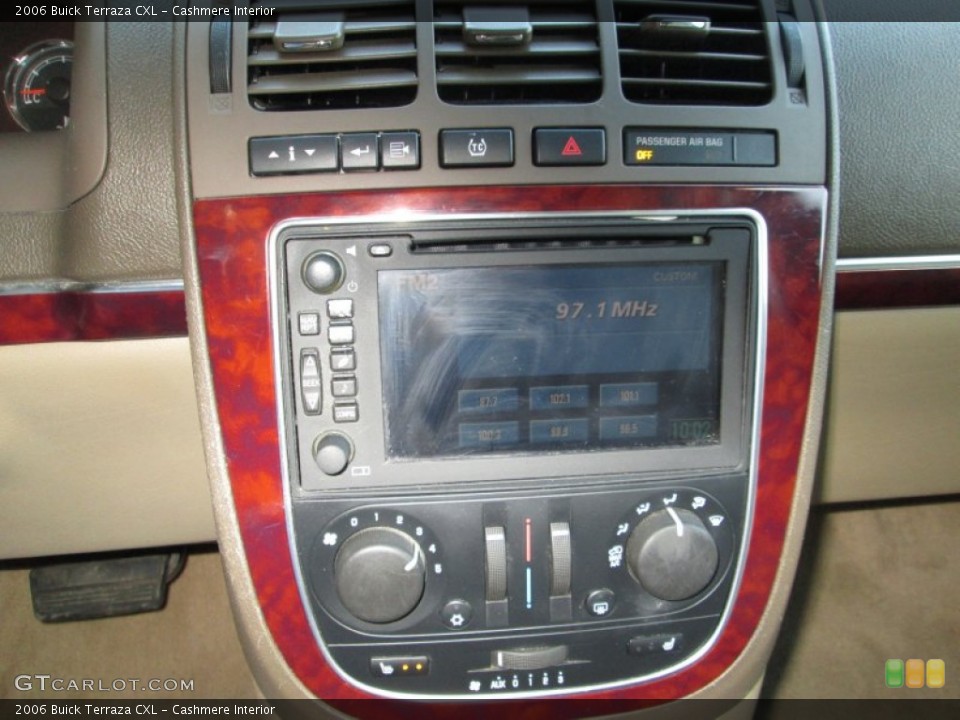 Cashmere Interior Controls for the 2006 Buick Terraza CXL #76324043