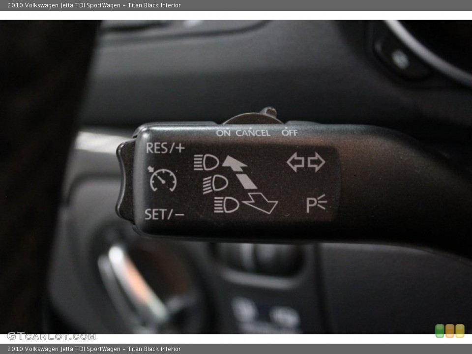 Titan Black Interior Controls for the 2010 Volkswagen Jetta TDI SportWagen #76324694