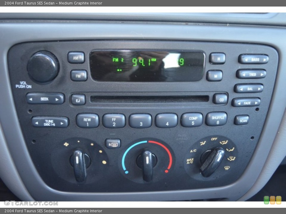 Medium Graphite Interior Controls for the 2004 Ford Taurus SES Sedan #76324989