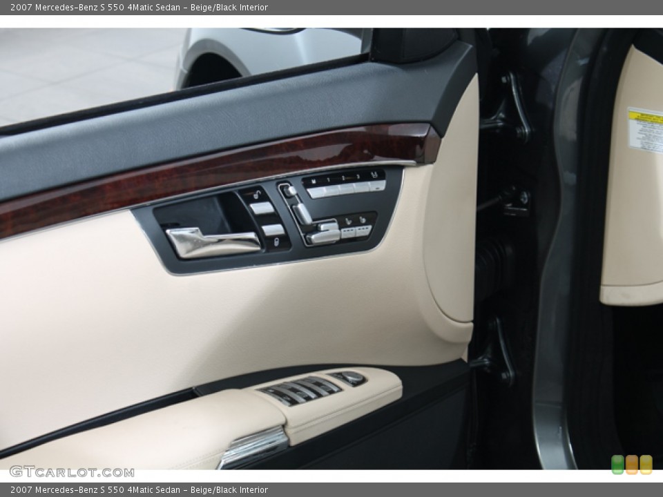 Beige/Black Interior Controls for the 2007 Mercedes-Benz S 550 4Matic Sedan #76328120