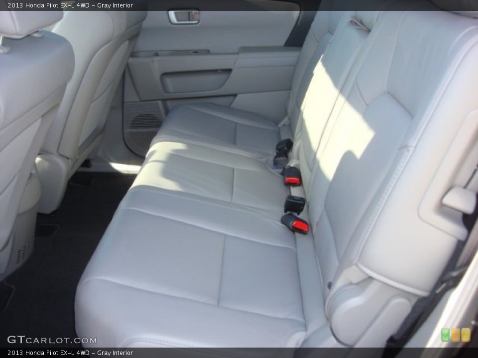 Gray Interior Rear Seat for the 2013 Honda Pilot EX-L 4WD #76328576