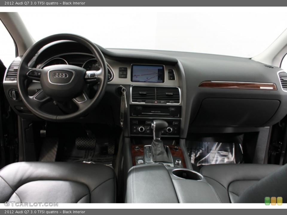 Black Interior Dashboard for the 2012 Audi Q7 3.0 TFSI quattro #76328960