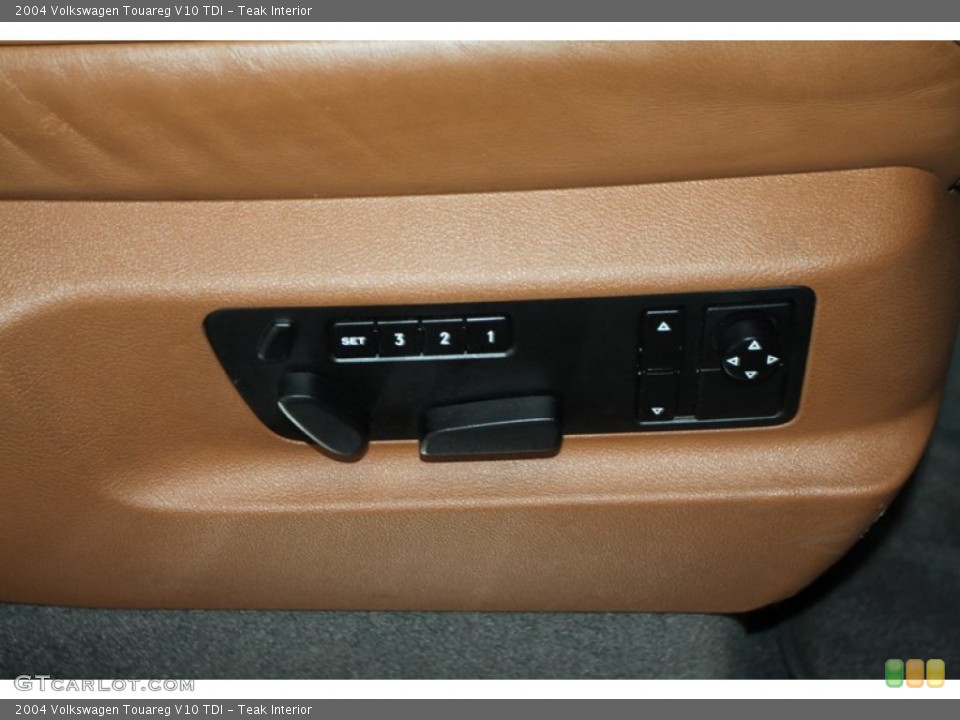 Teak Interior Controls for the 2004 Volkswagen Touareg V10 TDI #76329380