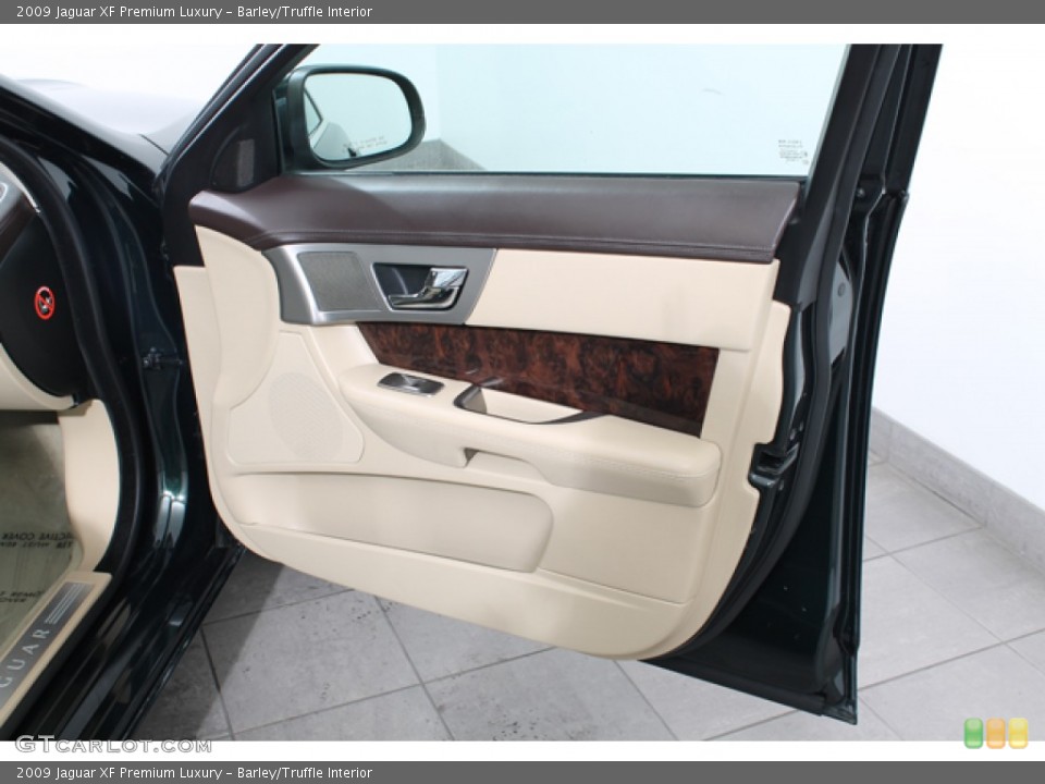 Barley/Truffle Interior Door Panel for the 2009 Jaguar XF Premium Luxury #76329995
