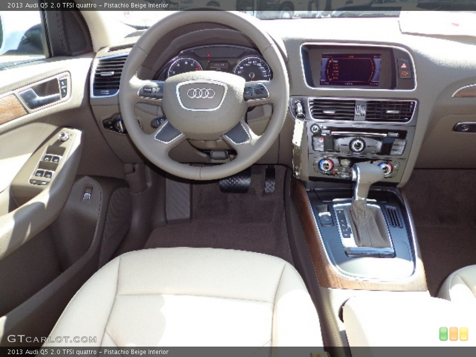 Pistachio Beige Interior Dashboard for the 2013 Audi Q5 2.0 TFSI quattro #76330327