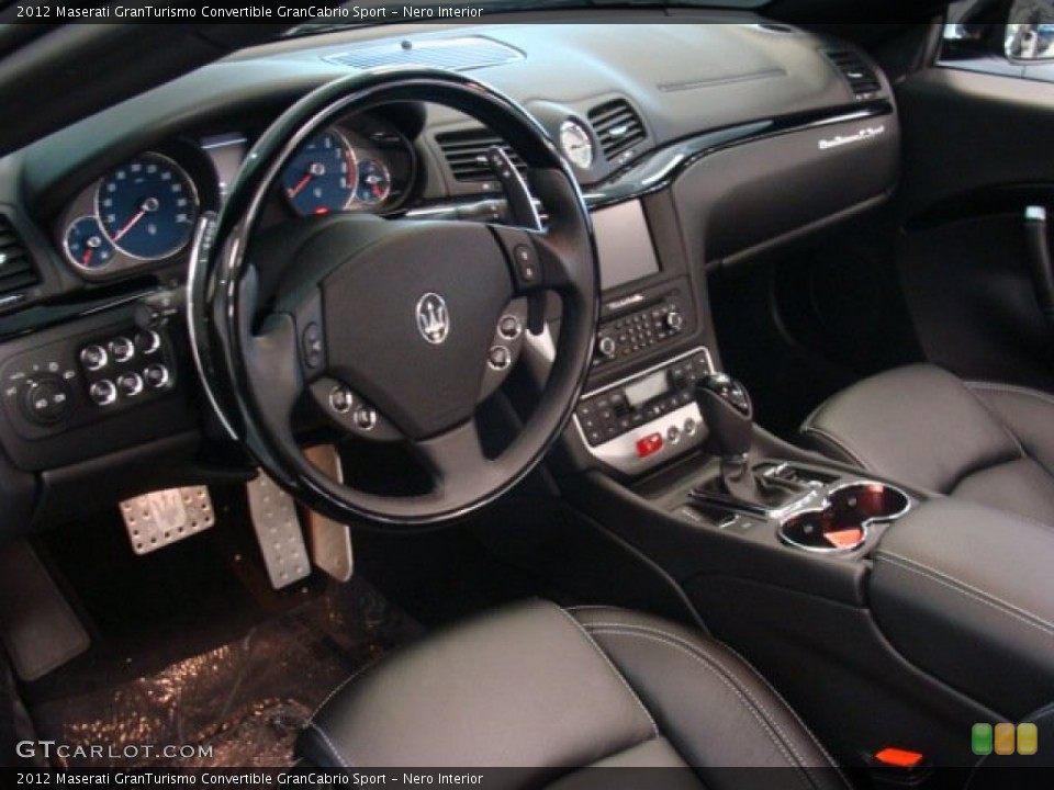 Nero Interior Photo for the 2012 Maserati GranTurismo Convertible GranCabrio Sport #76344049