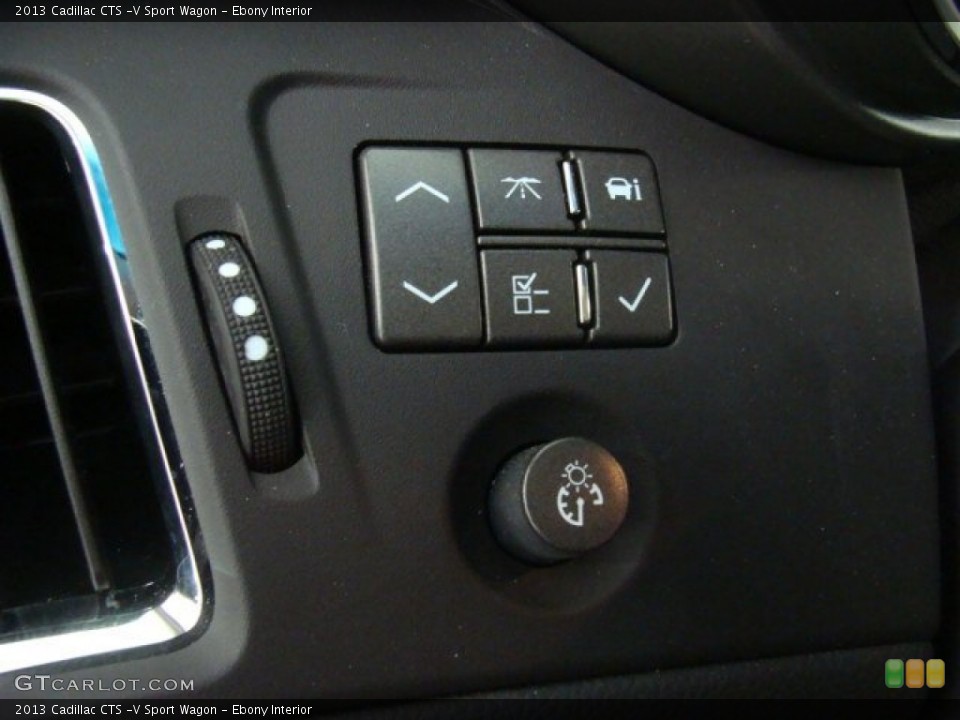 Ebony Interior Controls for the 2013 Cadillac CTS -V Sport Wagon #76344574