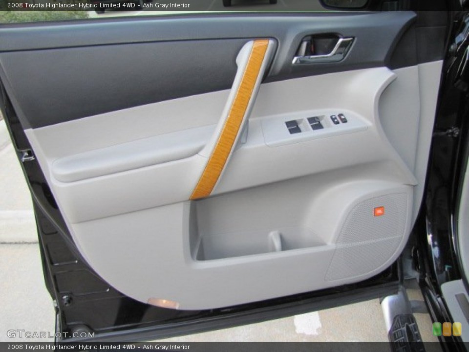 Ash Gray Interior Door Panel for the 2008 Toyota Highlander Hybrid Limited 4WD #76347789