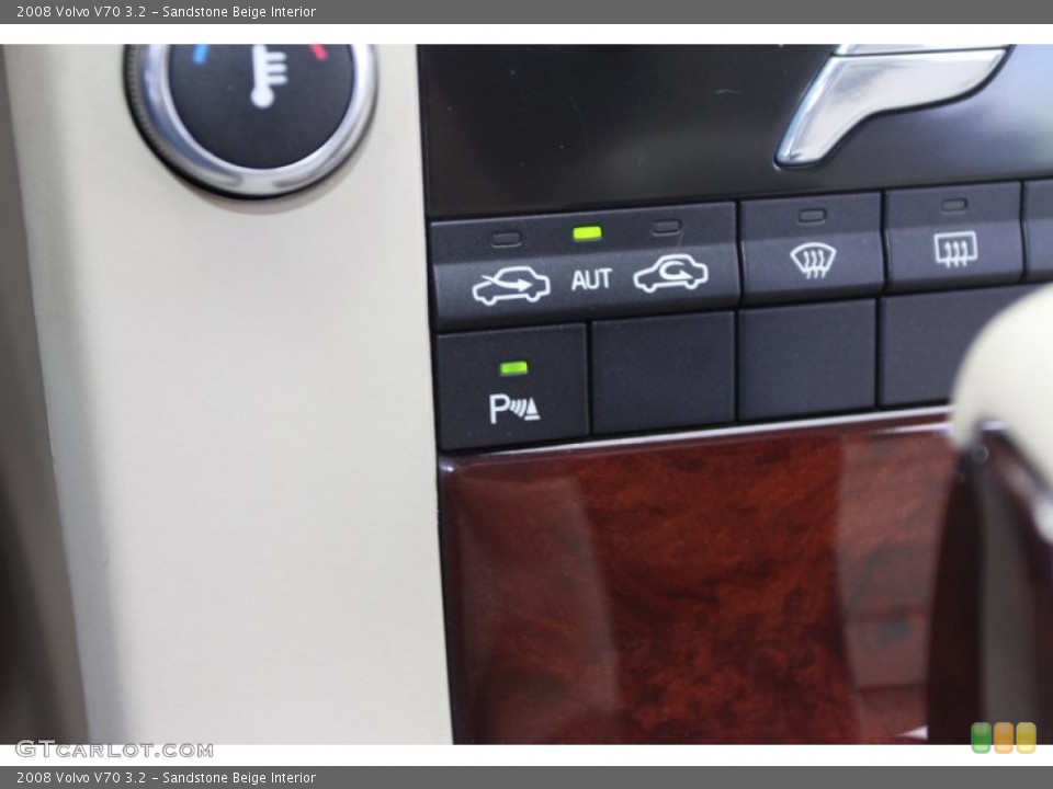Sandstone Beige Interior Controls for the 2008 Volvo V70 3.2 #76352411