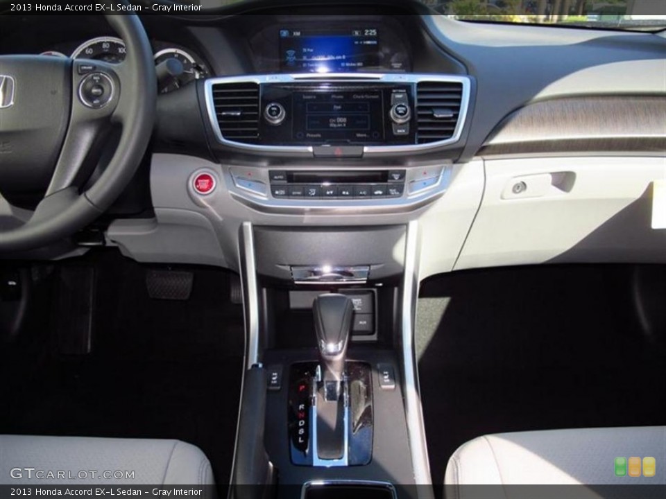 Gray Interior Dashboard for the 2013 Honda Accord EX-L Sedan #76369825