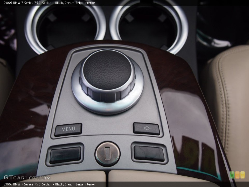 Black/Cream Beige Interior Controls for the 2006 BMW 7 Series 750i Sedan #76375333