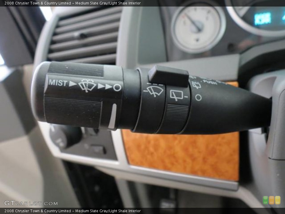 Medium Slate Gray/Light Shale Interior Controls for the 2008 Chrysler Town & Country Limited #76375735