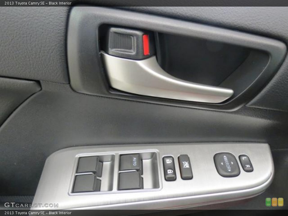 Black Interior Controls for the 2013 Toyota Camry SE #76376167