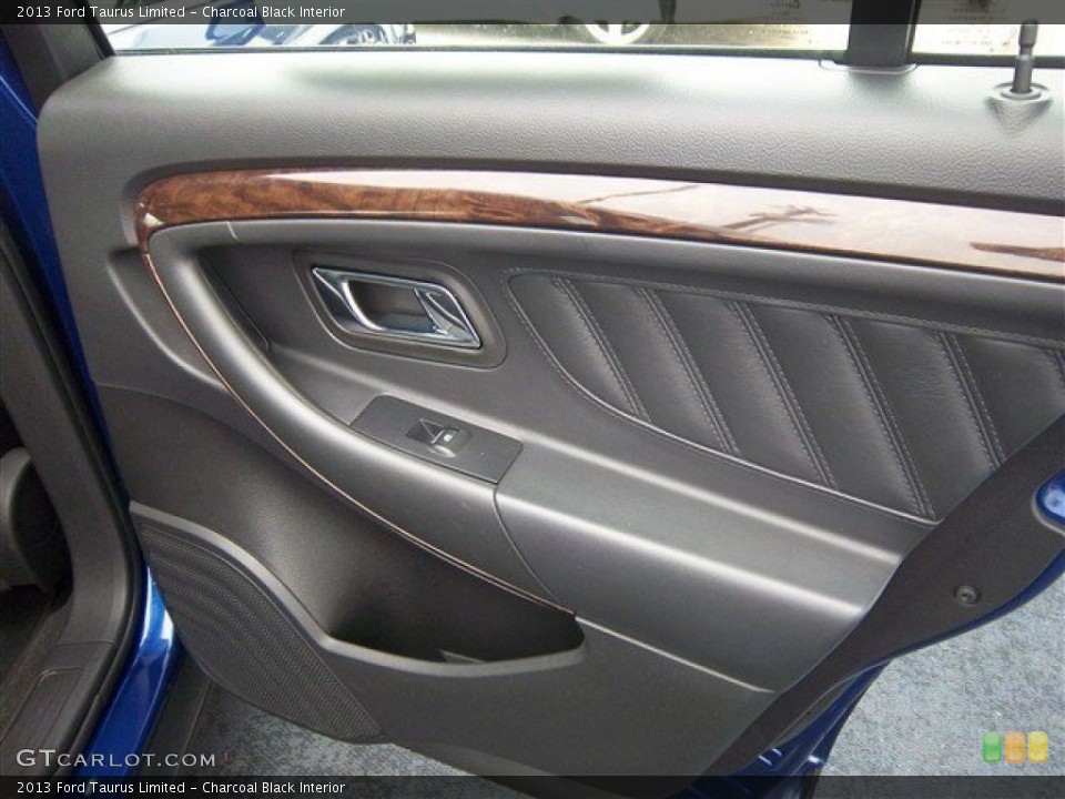 Charcoal Black Interior Door Panel for the 2013 Ford Taurus Limited #76394868