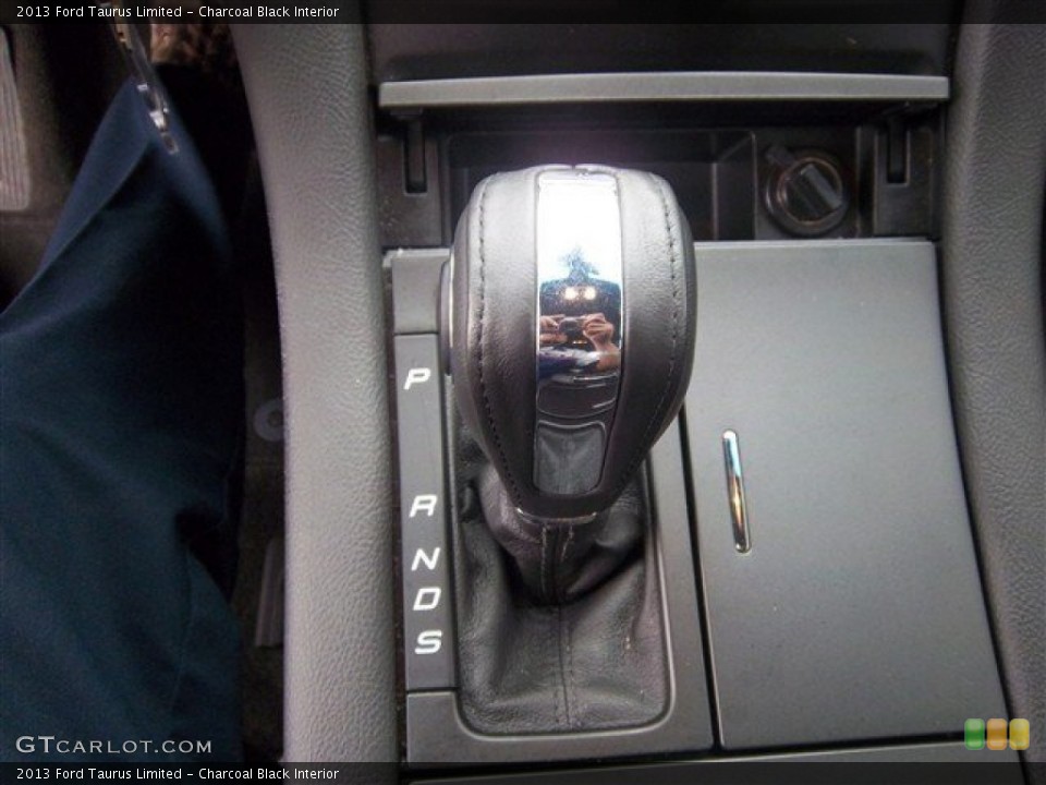 Charcoal Black Interior Transmission for the 2013 Ford Taurus Limited #76395027