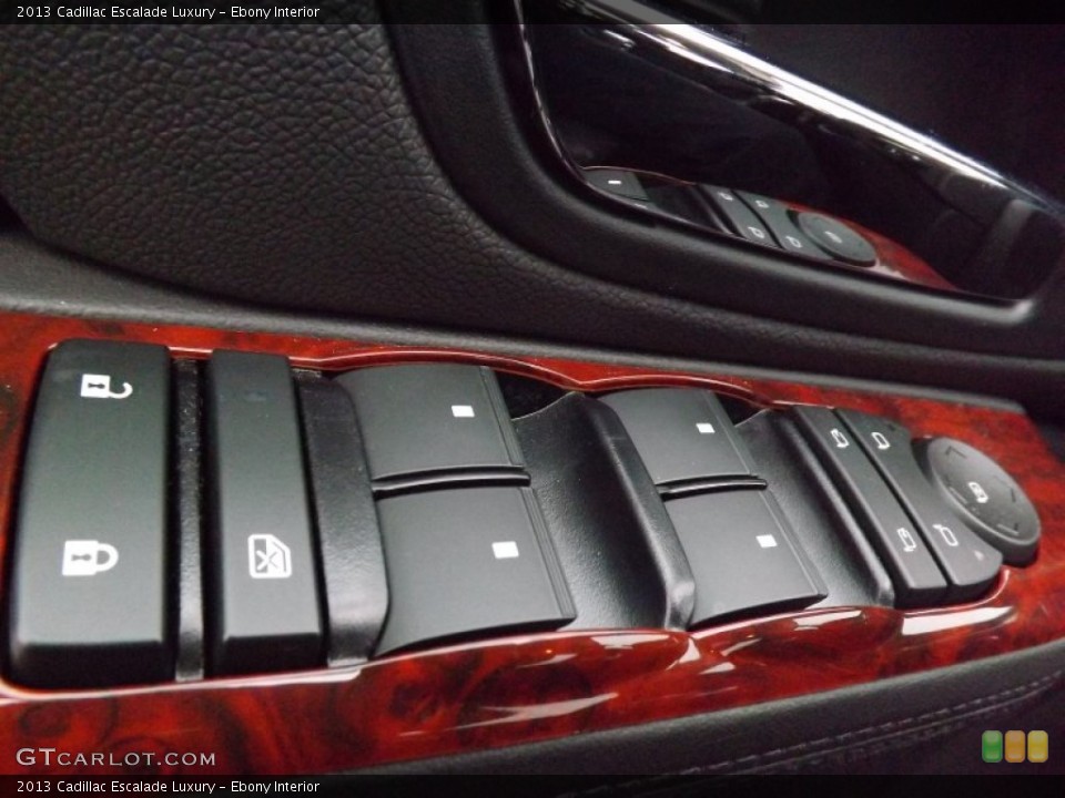 Ebony Interior Controls for the 2013 Cadillac Escalade Luxury #76401153