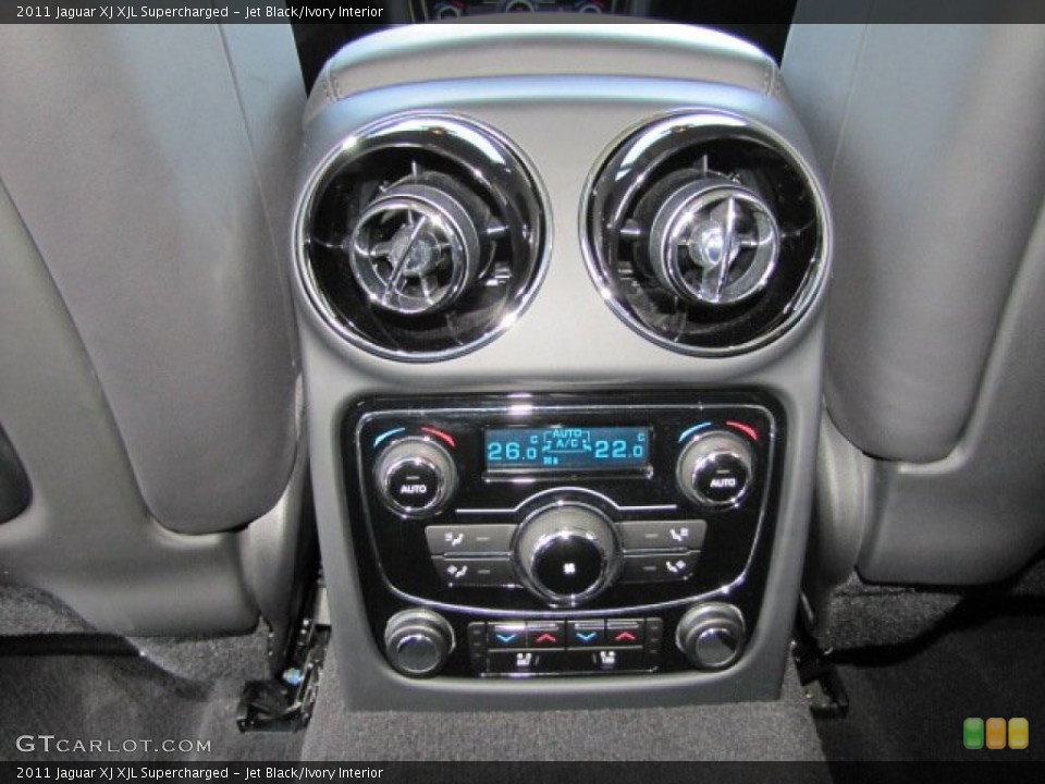 Jet Black/Ivory Interior Controls for the 2011 Jaguar XJ XJL Supercharged #76401644