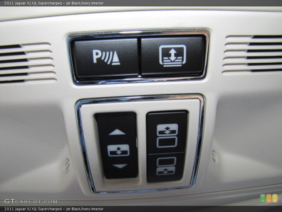 Jet Black/Ivory Interior Controls for the 2011 Jaguar XJ XJL Supercharged #76401747