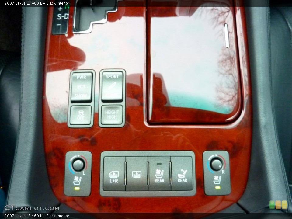 Black Interior Controls for the 2007 Lexus LS 460 L #76404698