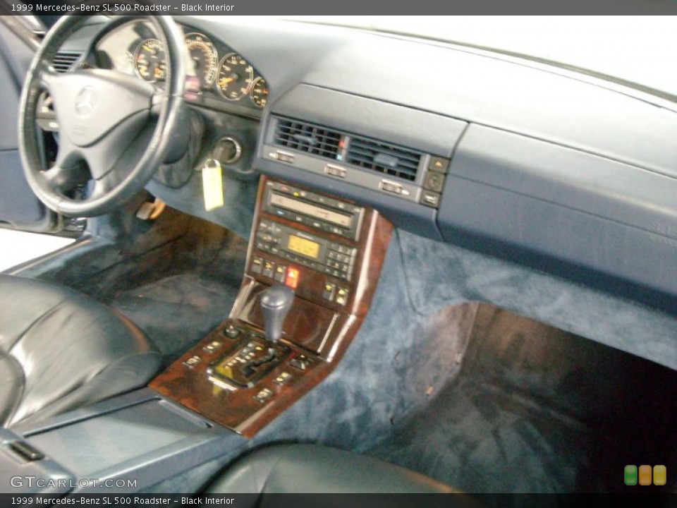Black Interior Dashboard for the 1999 Mercedes-Benz SL 500 Roadster #76415205