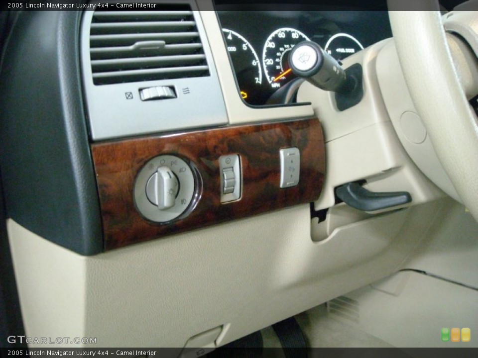 Camel Interior Controls for the 2005 Lincoln Navigator Luxury 4x4 #76416937