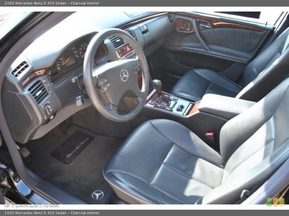 Charcoal Interior Photo for the 2000 Mercedes-Benz E 430 Sedan #76433418