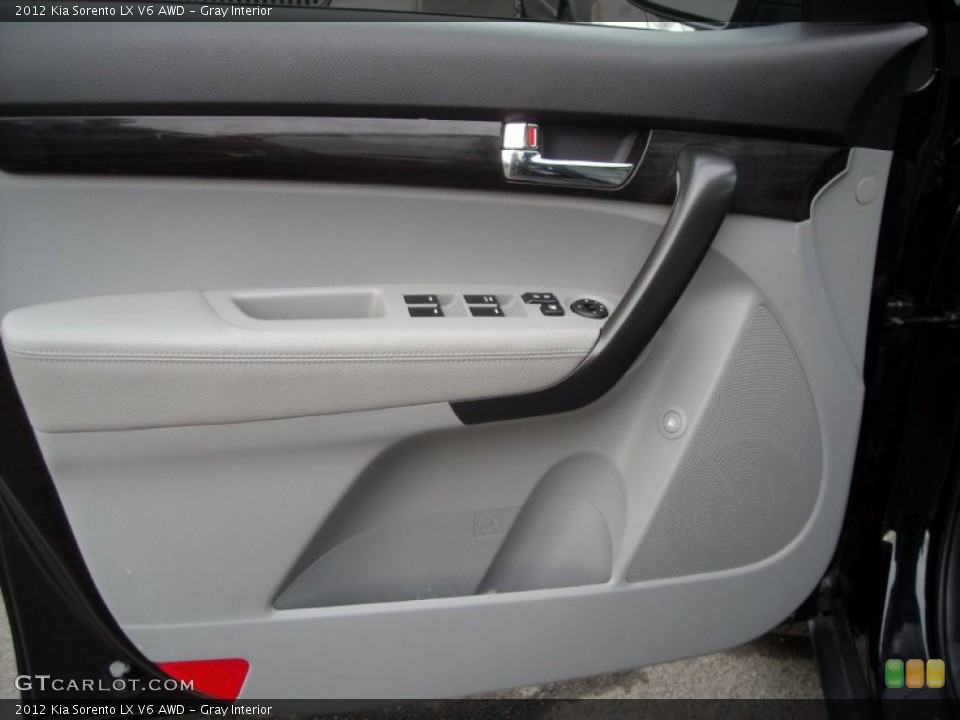 Gray Interior Door Panel for the 2012 Kia Sorento LX V6 AWD #76438364