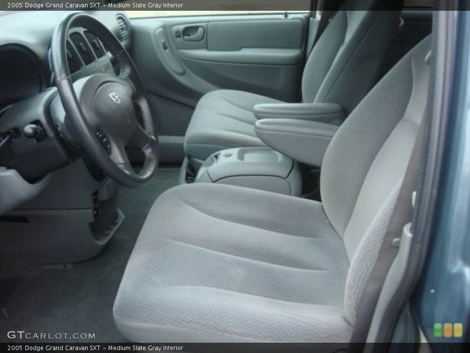 Medium Slate Gray Interior Photo for the 2005 Dodge Grand Caravan SXT #76438837