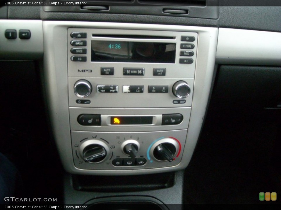 Ebony Interior Controls for the 2006 Chevrolet Cobalt SS Coupe #76439075