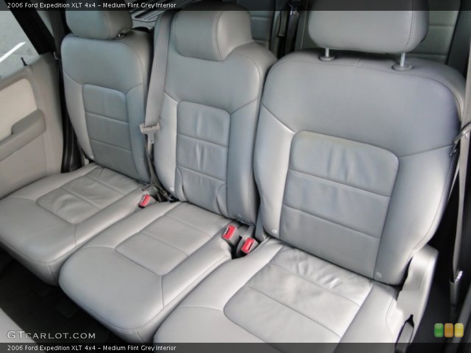 Medium Flint Grey Interior Rear Seat for the 2006 Ford Expedition XLT 4x4 #76445090