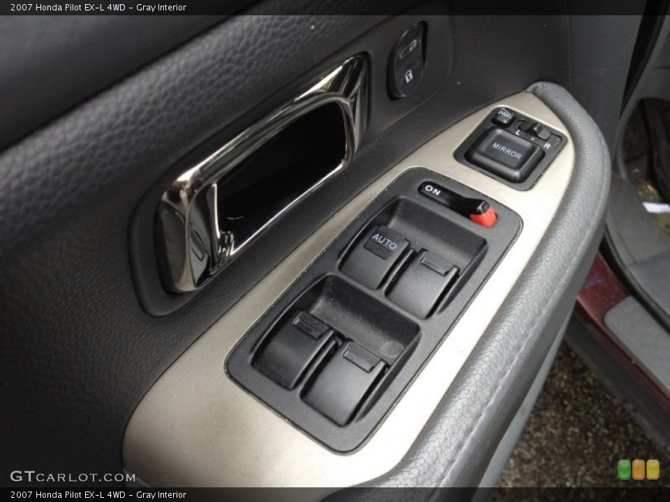 Gray Interior Controls for the 2007 Honda Pilot EX-L 4WD #76453431