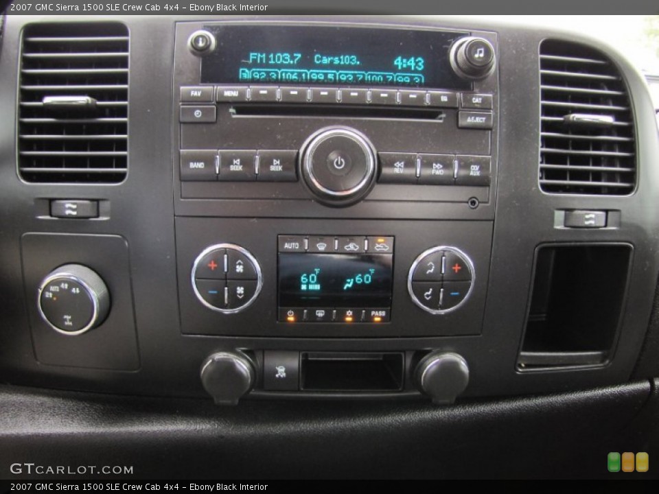 Ebony Black Interior Audio System for the 2007 GMC Sierra 1500 SLE Crew Cab 4x4 #76463210