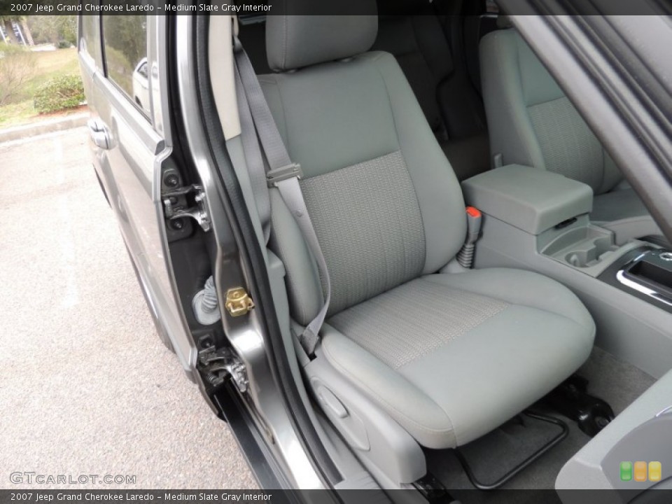 Medium Slate Gray Interior Front Seat for the 2007 Jeep Grand Cherokee Laredo #76465002