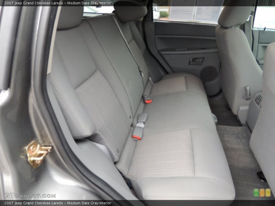 Medium Slate Gray Interior Rear Seat for the 2007 Jeep Grand Cherokee Laredo #76465037