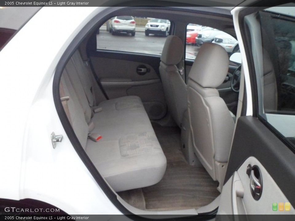 Light Gray Interior Rear Seat for the 2005 Chevrolet Equinox LS #76468445