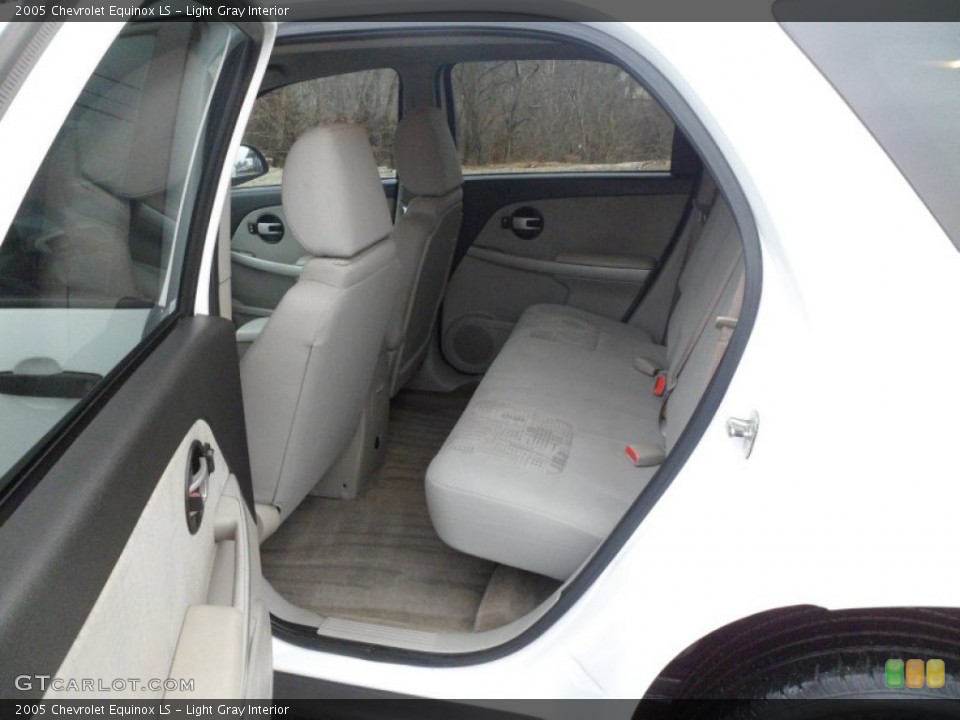 Light Gray Interior Rear Seat for the 2005 Chevrolet Equinox LS #76468511