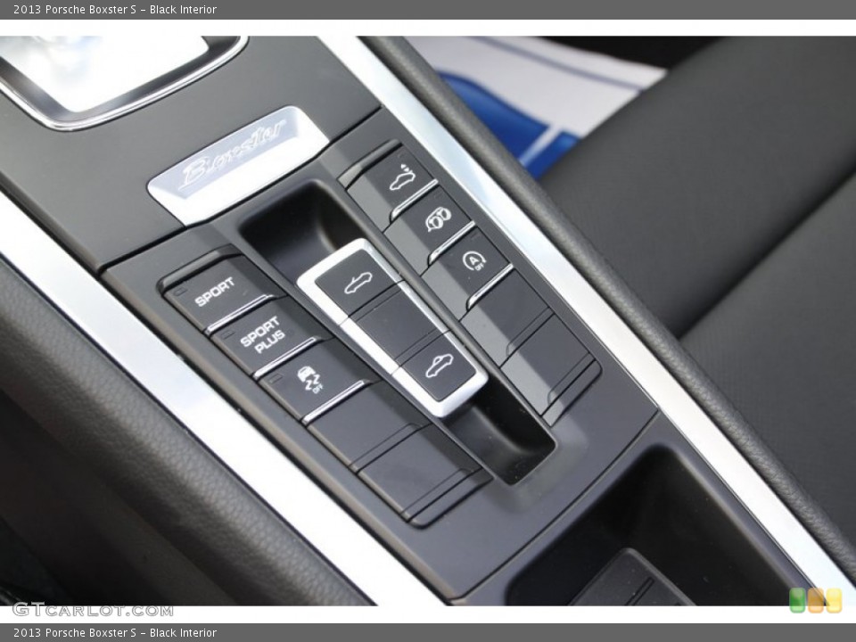 Black Interior Controls for the 2013 Porsche Boxster S #76471256
