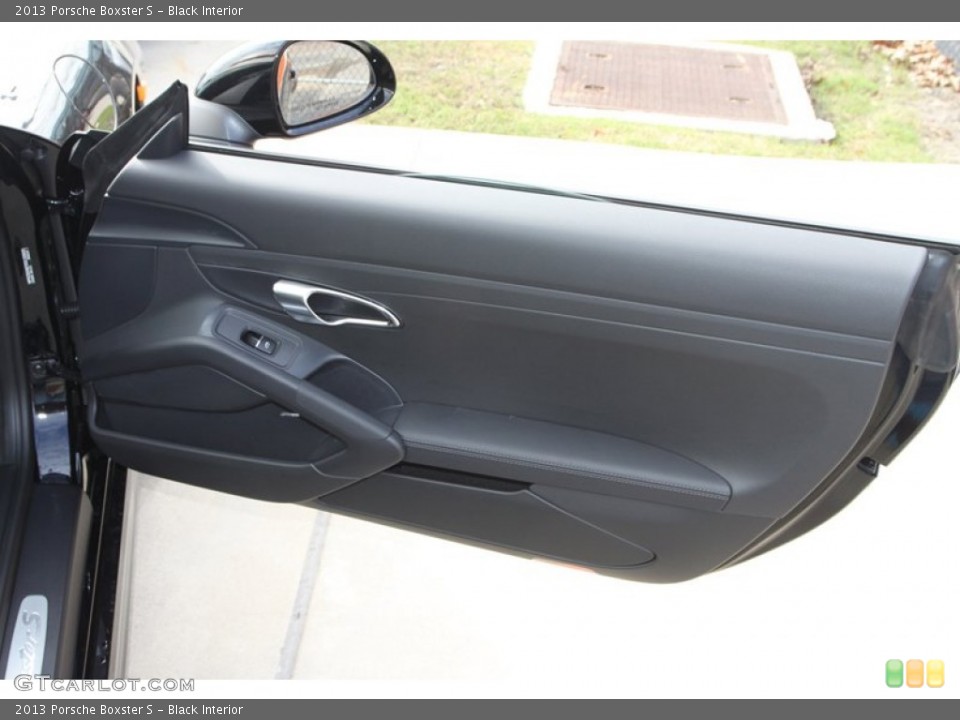 Black Interior Door Panel for the 2013 Porsche Boxster S #76471424