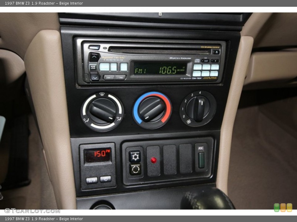 Beige Interior Controls for the 1997 BMW Z3 1.9 Roadster #76473874
