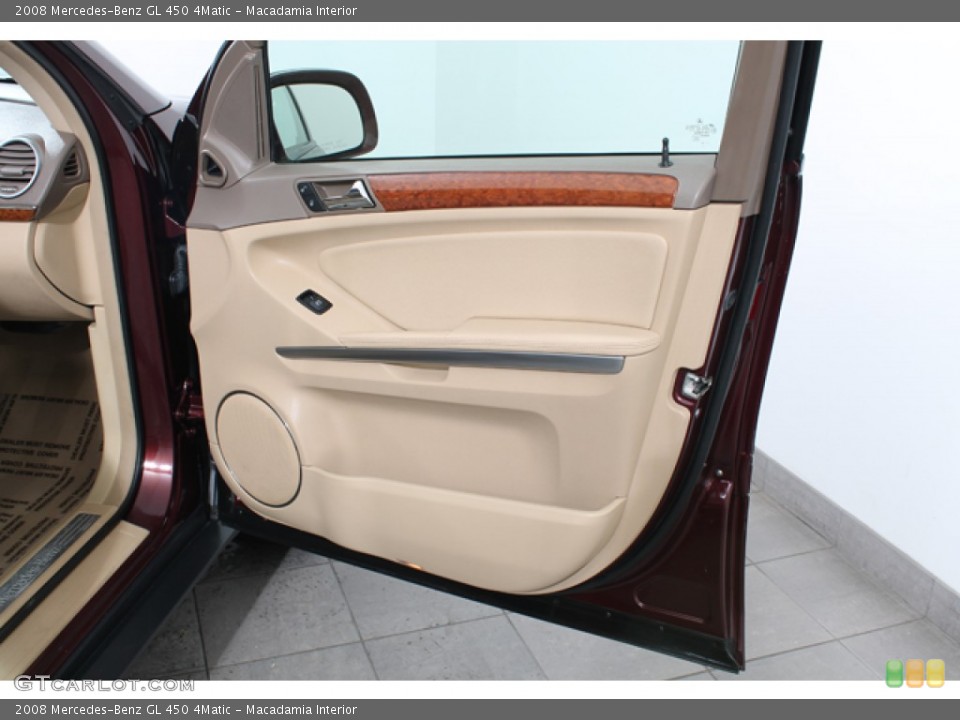 Macadamia Interior Door Panel for the 2008 Mercedes-Benz GL 450 4Matic #76475564