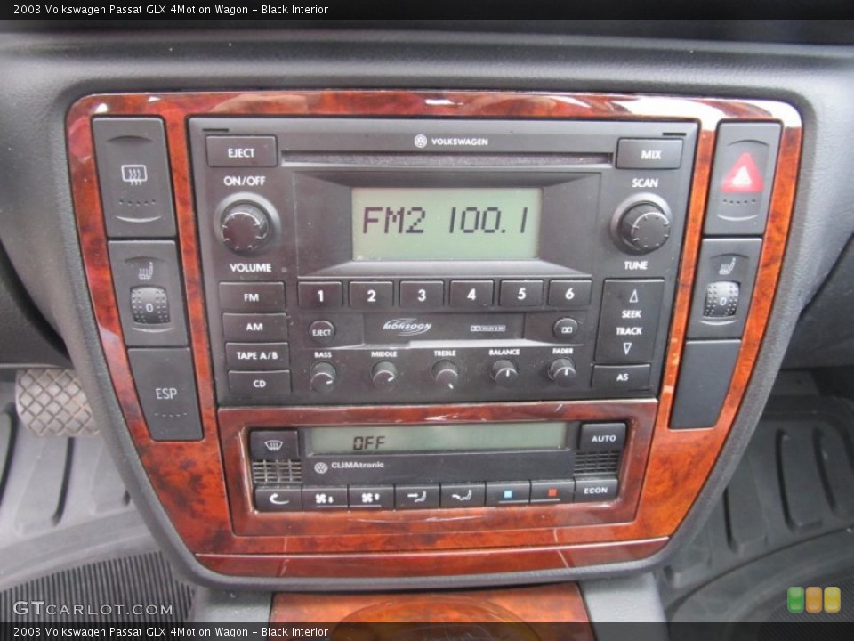 Black Interior Controls for the 2003 Volkswagen Passat GLX 4Motion Wagon #76506128