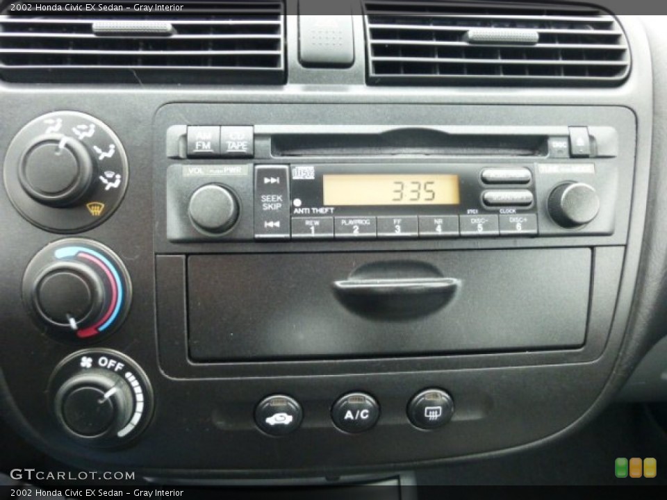 Gray Interior Audio System for the 2002 Honda Civic EX Sedan #76521576