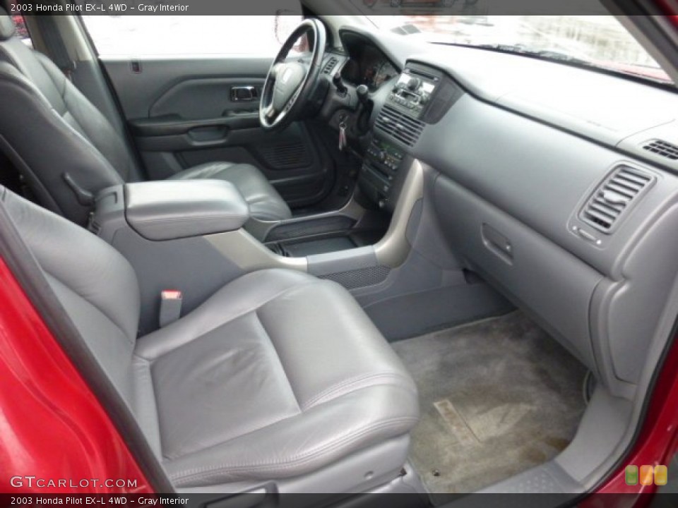 Gray Interior Photo for the 2003 Honda Pilot EX-L 4WD #76522234