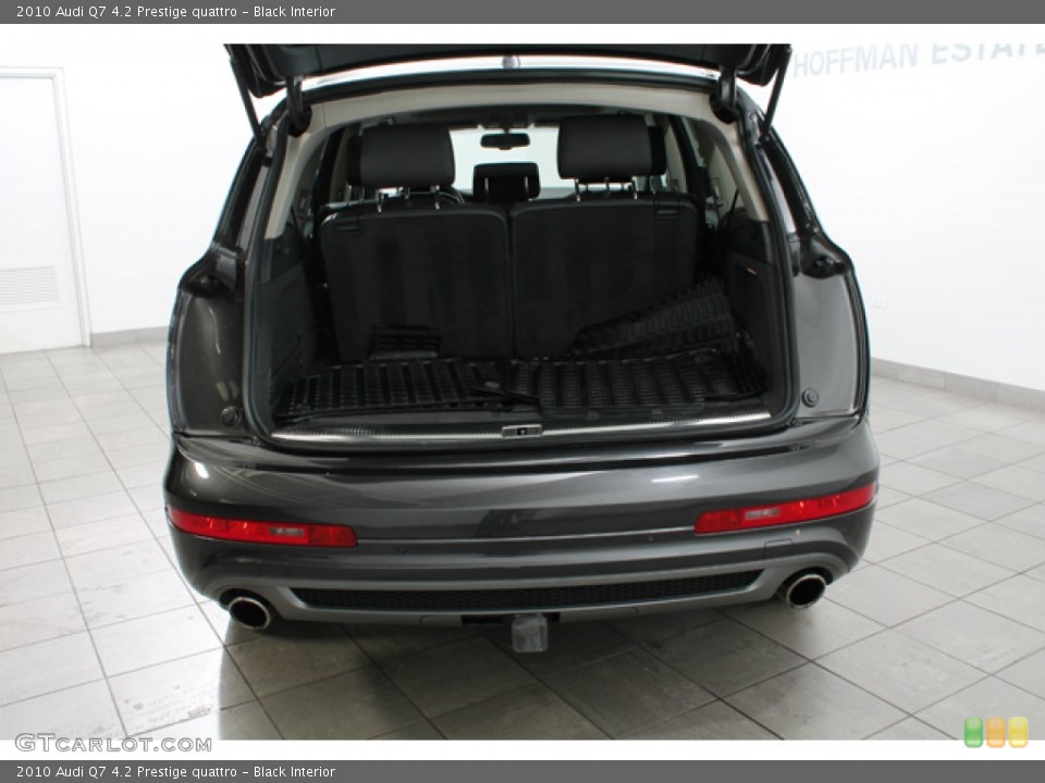 Black Interior Trunk for the 2010 Audi Q7 4.2 Prestige quattro #76524826
