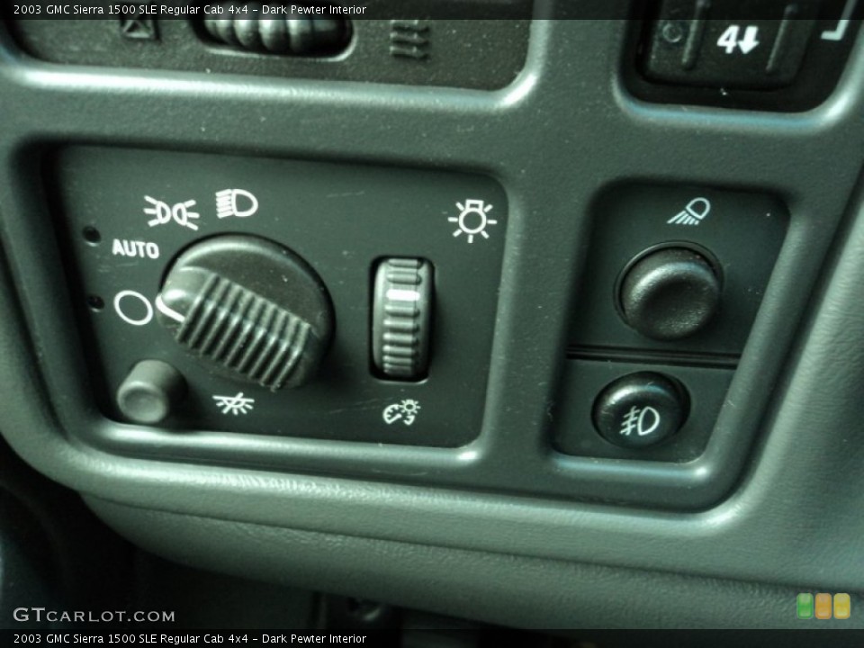 Dark Pewter Interior Controls for the 2003 GMC Sierra 1500 SLE Regular Cab 4x4 #76529867