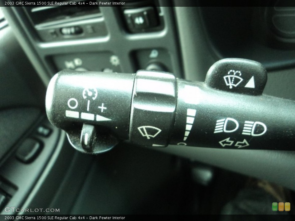 Dark Pewter Interior Controls for the 2003 GMC Sierra 1500 SLE Regular Cab 4x4 #76529885