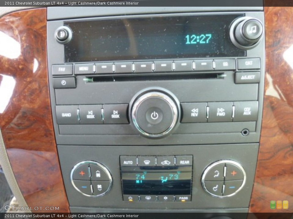 Light Cashmere/Dark Cashmere Interior Controls for the 2011 Chevrolet Suburban LT 4x4 #76533011